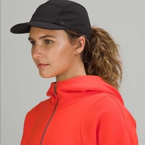 Lululemon Glyde Velvet Fleece Hat Black NWT